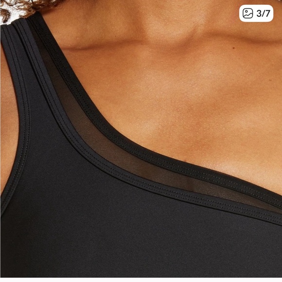 ALO Yoga Airlift Black Excite Bra - Picture 2 of 7